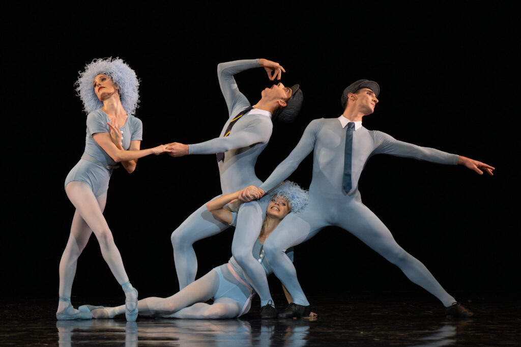Au milieu des lumières qui scintillent dans toutes les rues de la ville, le Ballet National du Capitole nous offre en ce temps de fête un étincelant feu d’artifice !